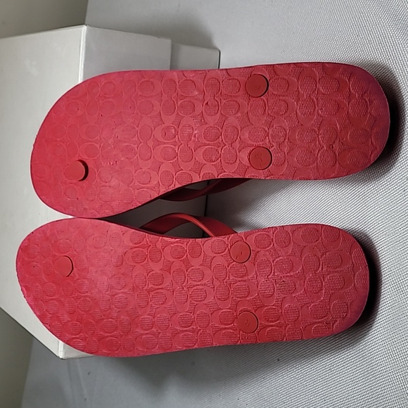 Coach Amel pink and yellow signature flip flops size 8B - Picture 2 of 2